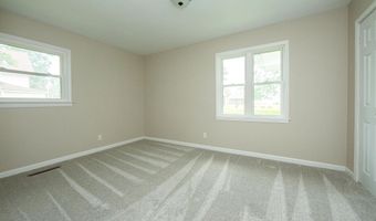 615 Pine St, Allison, IA 50602