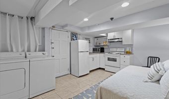 2652 WOODLEY Pl NW, Washington, DC 20008