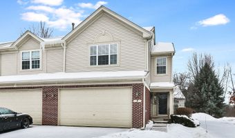 7 Shade Tree Ct, Algonquin, IL 60102