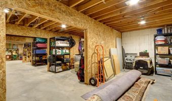 600 Orchid Cir, Anchorage, AK 99515
