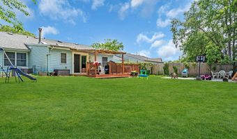 5 Midship Dr, Barnegat, NJ 08005