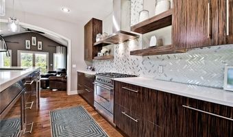 13600 Gooseberry Rd, Bentonville, AR 72712