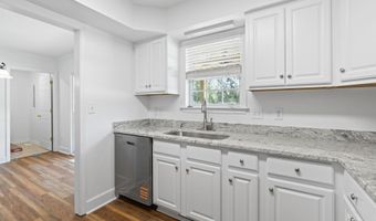 568 Rosedale Dr, Aynor, SC 29511