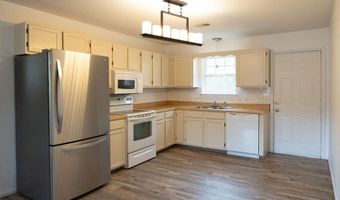 5025 Bess Moore Rd B, Apison, TN 37302