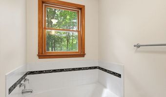 232 Gold St, Belchertown, MA 01007