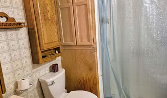 2023 K St, Auburn, NE 68305