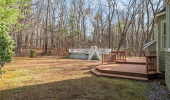 5 Lincoln Dr, North Smithfield, RI 02896
