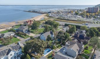 7 Harbor View Dr, Atlantic Highlands, NJ 07716