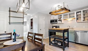 47 Morgan Ave 45, Johnston, RI 02919