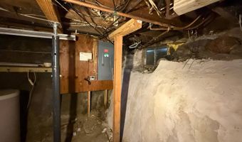 926 6th Ave, Brookings, SD 57006