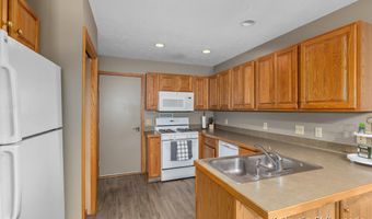 6084 Crystal Dr, Allendale, MI 49401