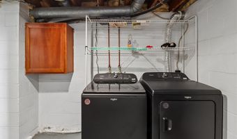 603 1st St E, Altoona, IA 50009