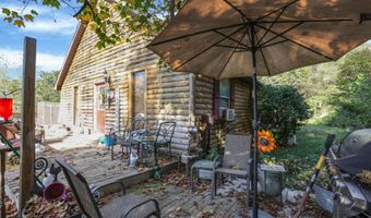 9806 Salem Rd, Athens, OH 45701