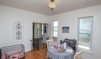 31 Dewitt St, Amsterdam, NY 12010