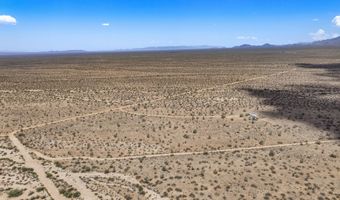 6705 E Red Barrel Rd, Yucca, AZ 86438