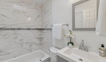 5629 8TH St NW, Washington, DC 20011