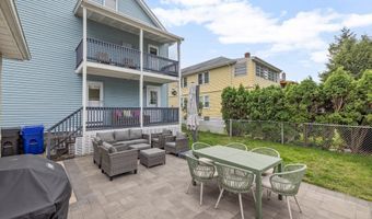 94 Rawson Rd 94, Arlington, MA 02474