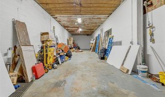 17827 Roseland Rd, Cleveland, OH 44112
