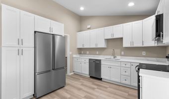 13 FARSTA Ct, Rockville, MD 20850