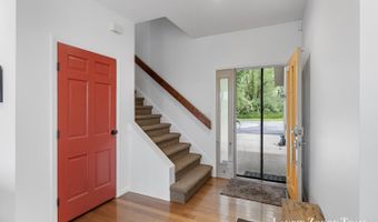 12250 Knoper Ct, Allendale, MI 49401