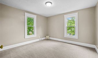 146 W Harrison St, Alliance, OH 44601