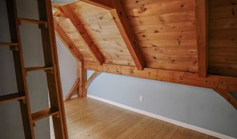570 Upper Meehan Rd, Bristol, VT 05443