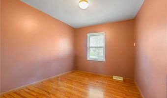 610 Notre Dame Ave, Austintown, OH 44515