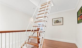 19 Defenders Row 19, Newport, RI 02840
