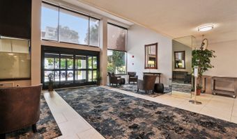 2059 HUNTINGTON Ave 111, Alexandria, VA 22303