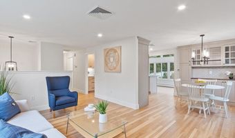 21 Clark Rd, Bedford, MA 01730
