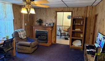 1015 S 6th St, Atchison, KS 66002