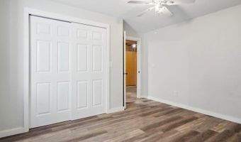 1415 Deerfield Dr, North Liberty, IA 52317