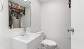2866 Kingsrowe Ct 38, Columbus, OH 43209