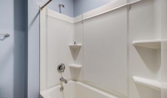 6543 Eastland Cir, Biloxi, MS 39532