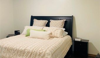 2435 Queensbury Rd, Alliance, OH 44601