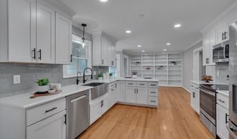 612 Phar Lap Ln, Bahama, NC 27503