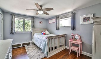 715 Edgewater Dr, Amherst, NY 14228