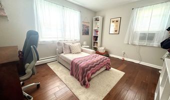 502 Oak Ave 17, Cheshire, CT 06410
