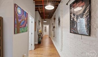 585 White Cir 402, Athens, GA 30605