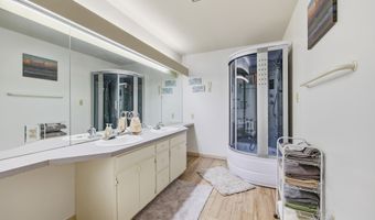 16 SPRUCE HOLLOW Rd, Basye, VA 22810