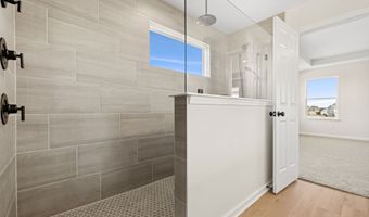 3714 Hayden Valley Dr, Bargersville, IN 46106