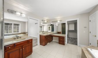 875 Cascades Dr, Aurora, OH 44202