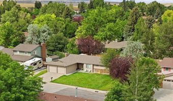 2012 Nottingham Dr, Casper, WY 82609
