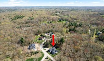 40 Lloyd Bowen Ct, Glocester, RI 02814