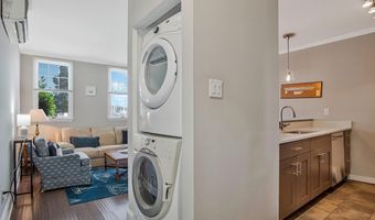 320 CHESTER Ave, Annapolis, MD 21403