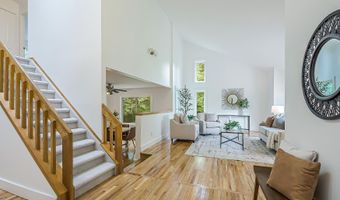 3999 Edmonton Ct, Ann Arbor, MI 48103