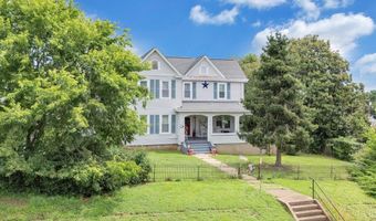901 Bedford Ave, Altavista, VA 24517
