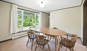 2 N Broadway, Atkinson, NH 03811