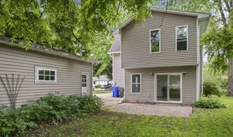 1324 W WASHINGTON St, Appleton, WI 54914