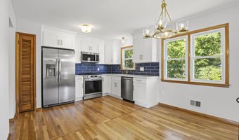 500 Surf Ave, Beachwood, NJ 08722